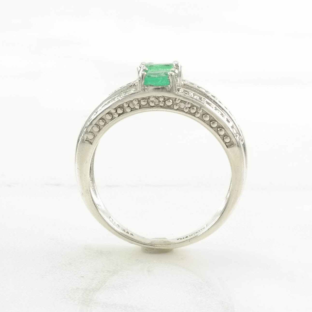 Vintage Thai Sterling Silver Ring Emerald, Diamond Green Size 5 1/4