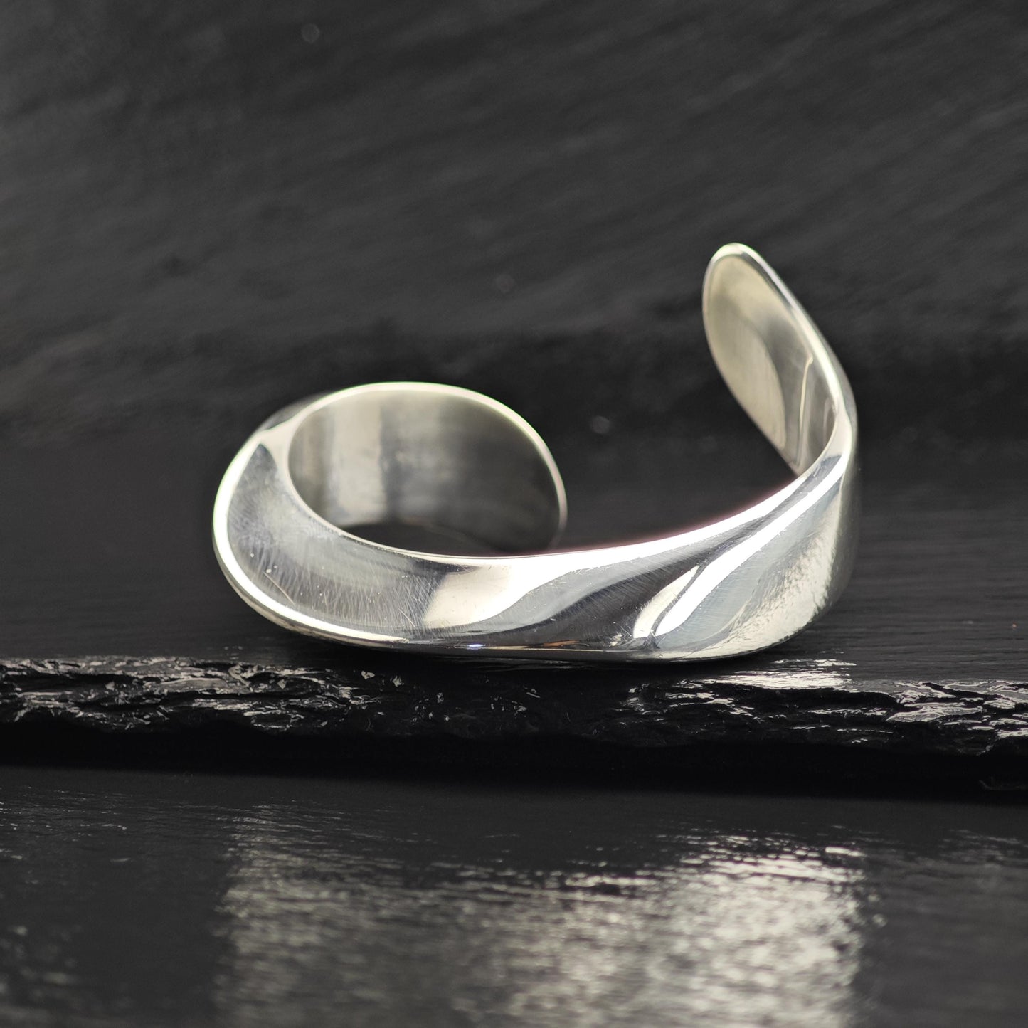 Vintage Tiffany & Co., Elsa Peretti Swirl Sterling Silver Cuff Sz 6 1/4" BR3125
