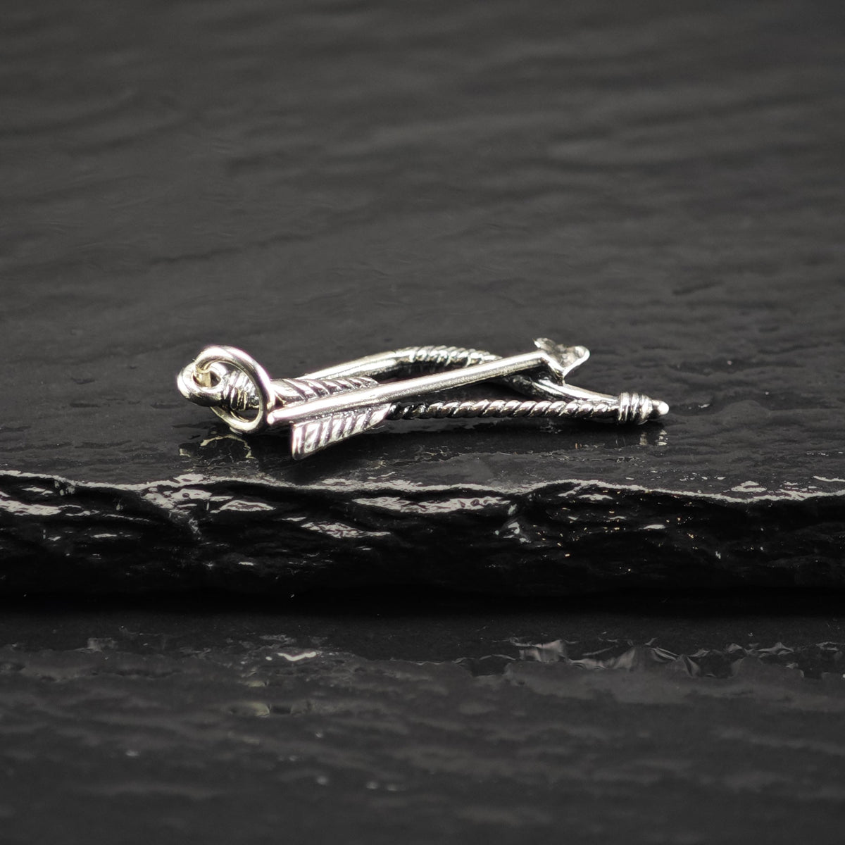 Vintage James Avery Sterling Silver Bow and Arrow Charm P3173