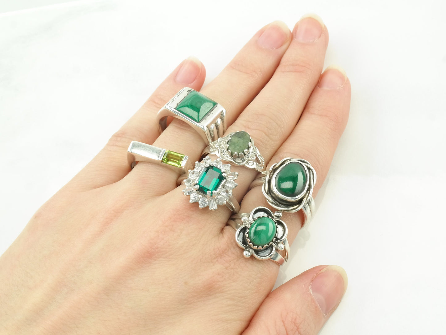 Vintage Sterling Silver Green Gemstone Size 7 Ring