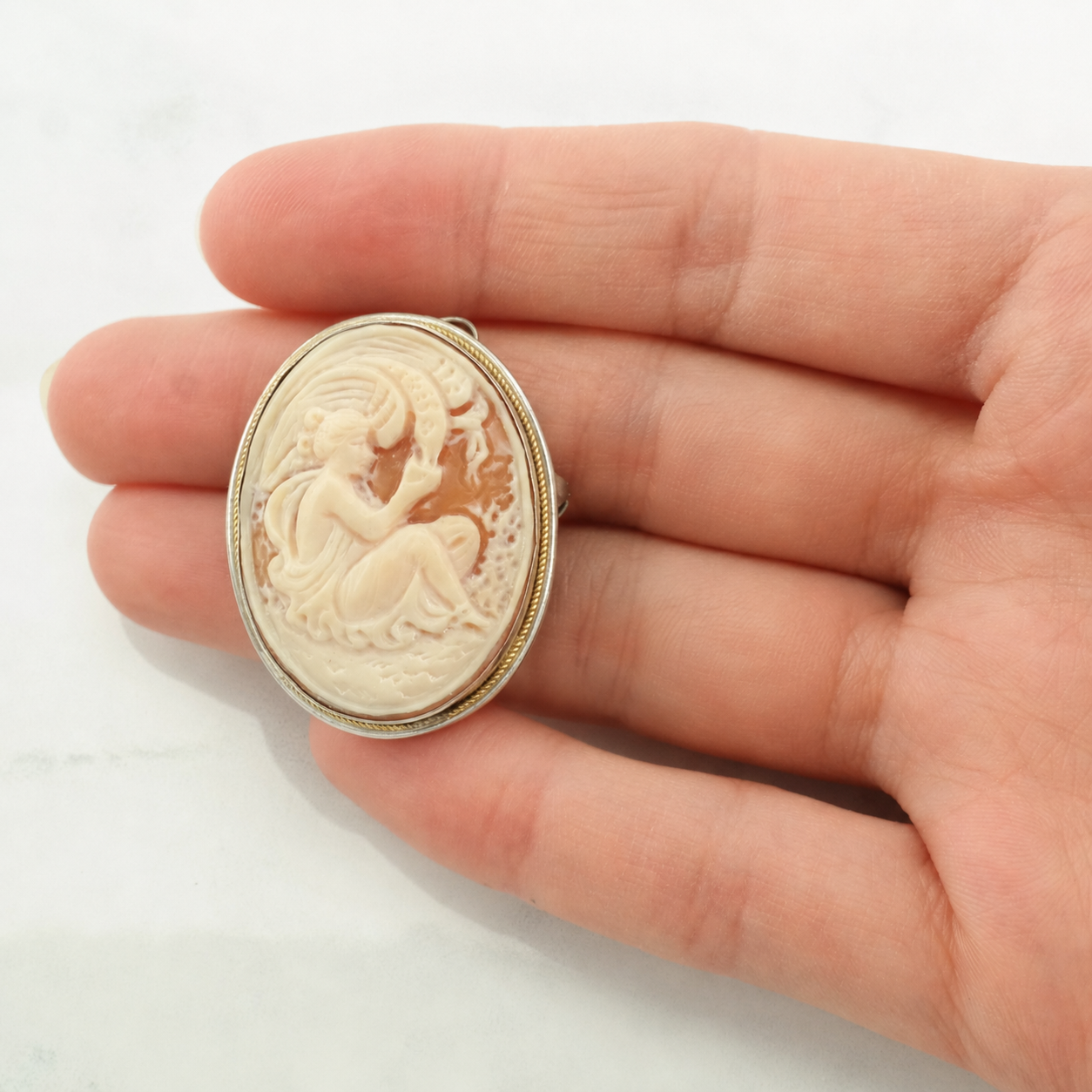Italian Sterling Silver Brooch Pendant Women Cameo, Carved B1740