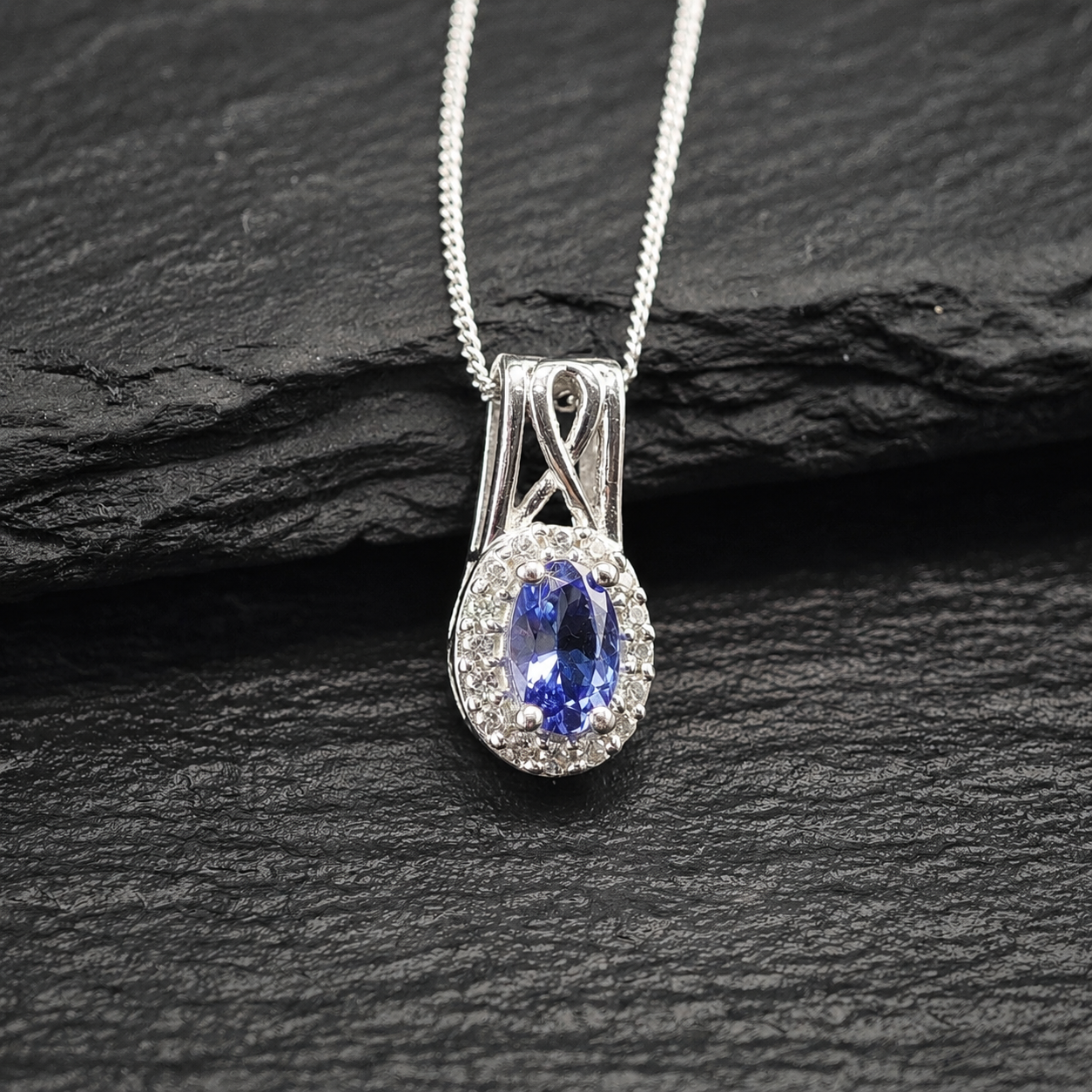 Blue Tanzanite White Topaz Oval Necklaces Sterling Silver N2496