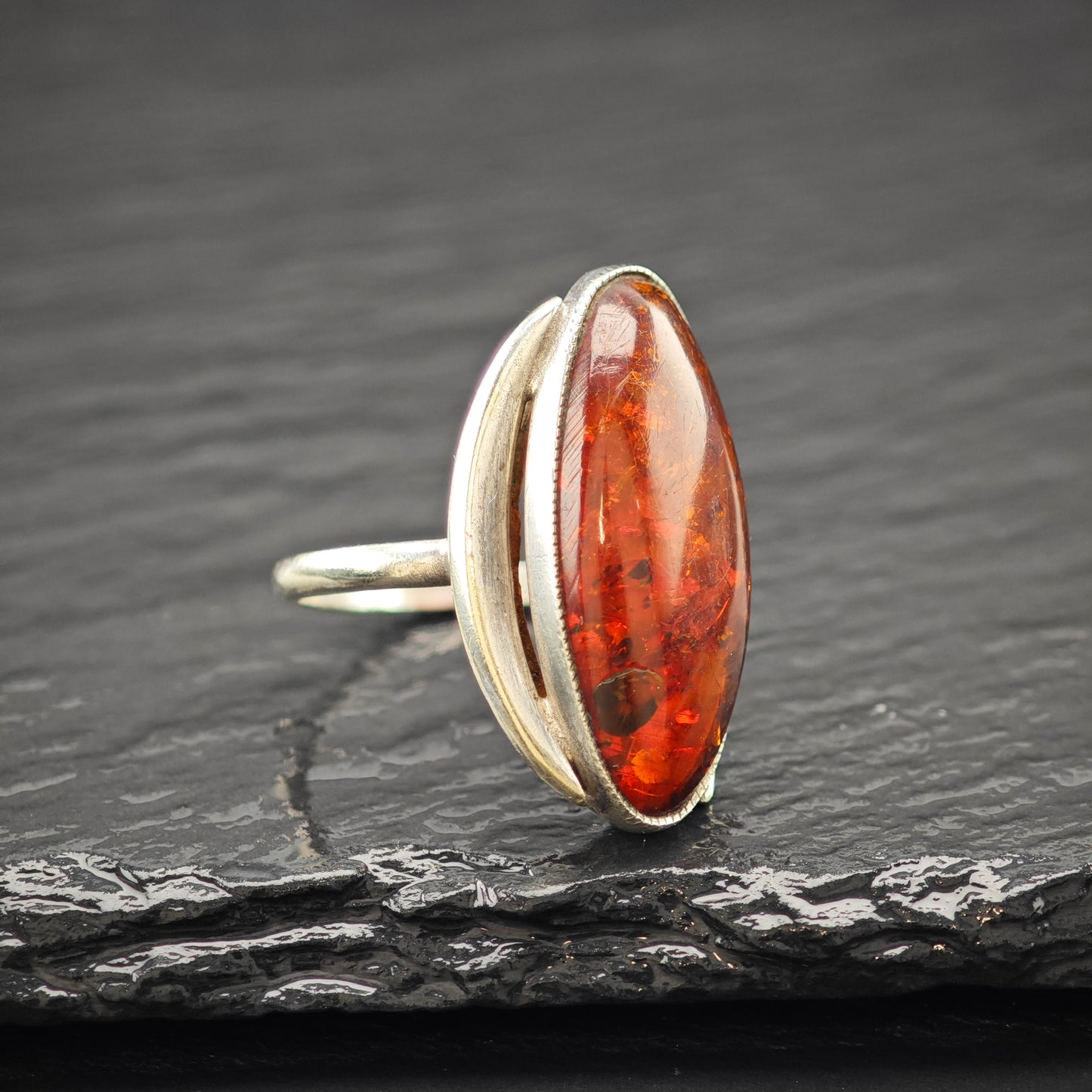 European Oval Amber Ring Sterling Silver Sz 8 R6256
