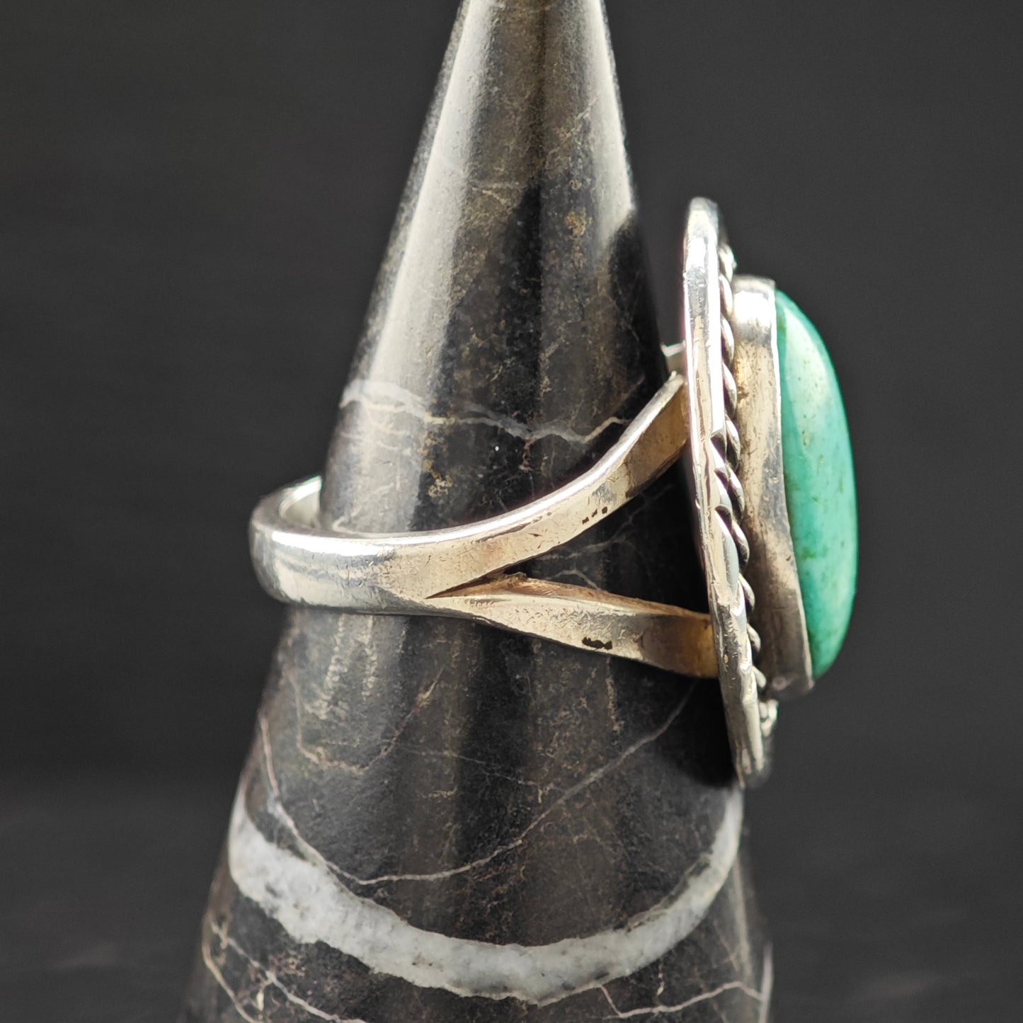 Oval Turquoise Native American Ring Sterling Silver Sz 7 R6259