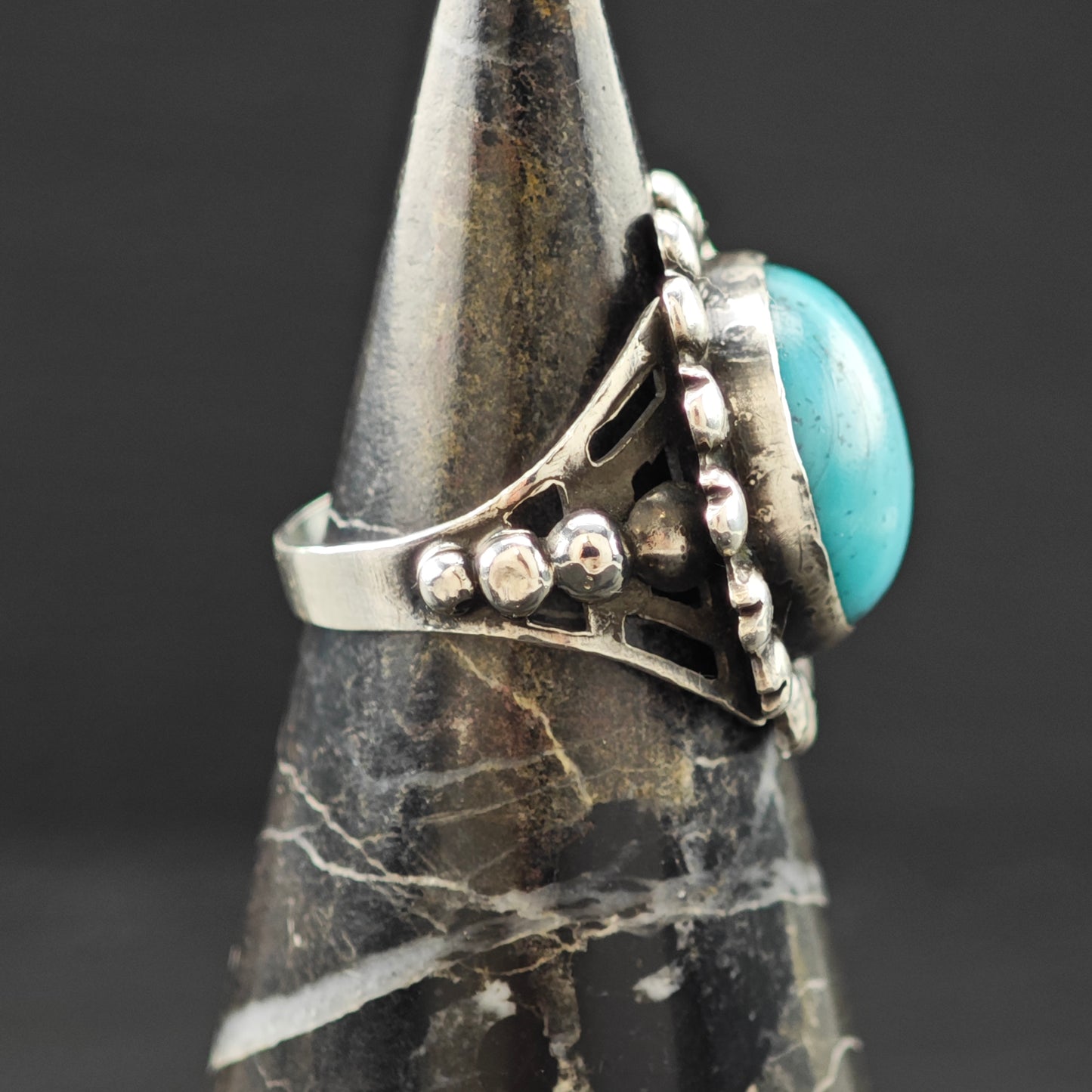 Hubbell Glass Southwestern Ring Sterling Silver Sz 5 1/2 R6266