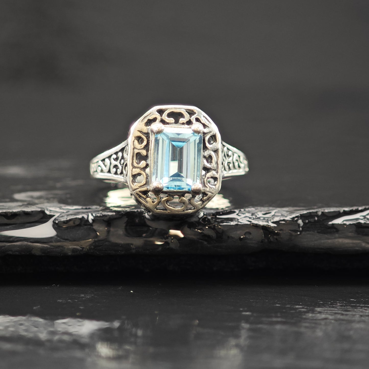 Rectangular Topaz Filigree Ring Sterling Silver Sz 8 R6285
