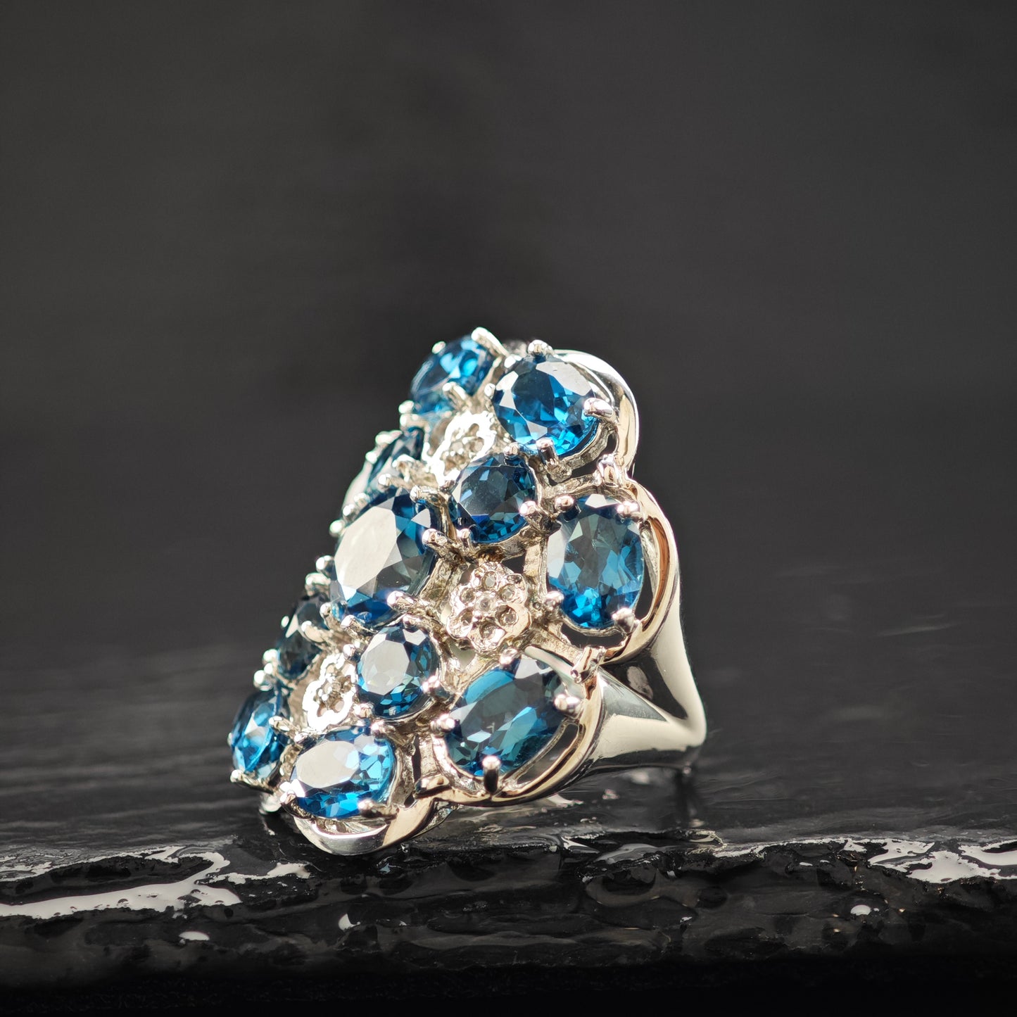 London Blue Topaz Cluster Ring Sterling Silver Sz 7 R6299