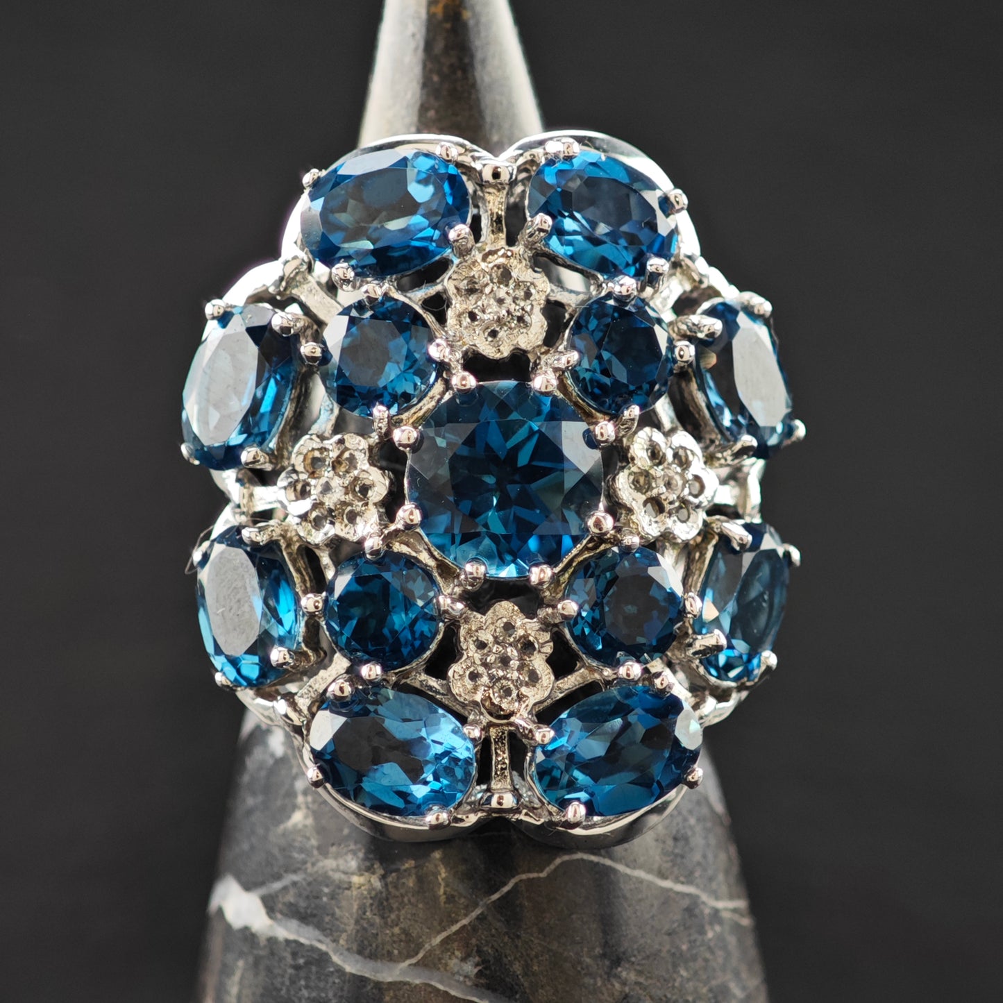 London Blue Topaz Cluster Ring Sterling Silver Sz 7 R6299