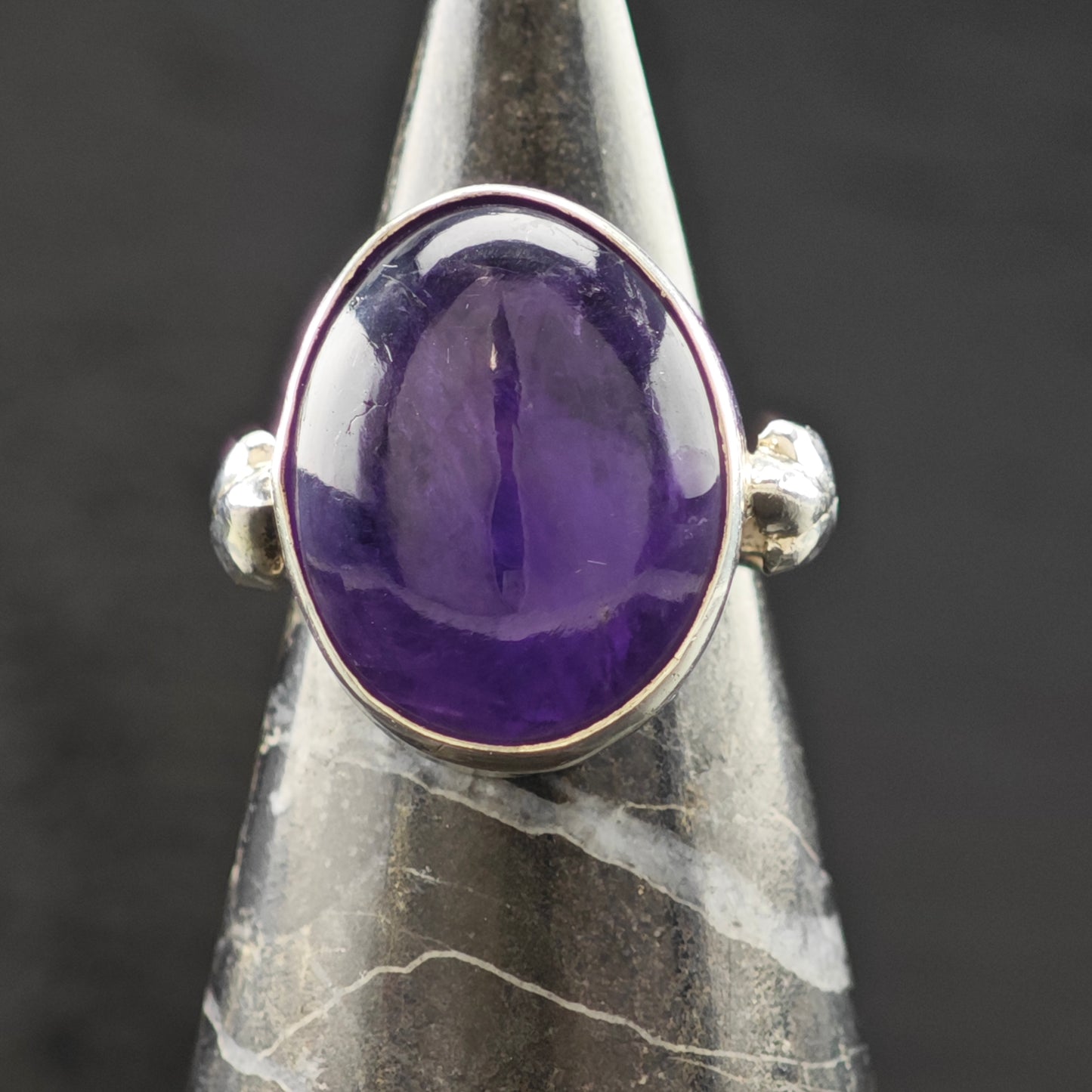 Cabochon Amethyst Ring Sterling Silver Sz 6 1/2 R6307