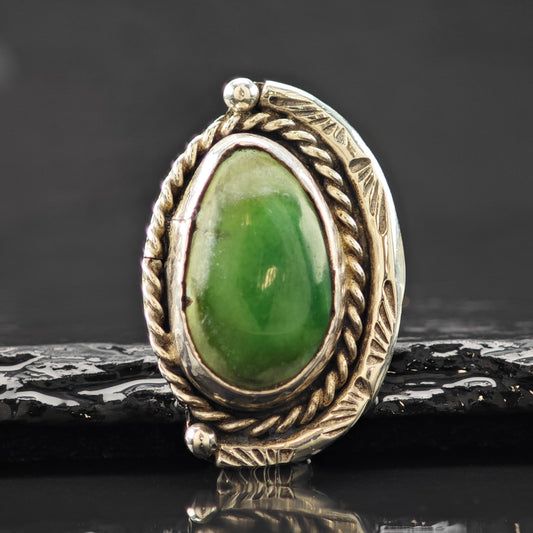 Oval Green Cabochon Southwestern Ring Sterling Silver Sz 6 R6310