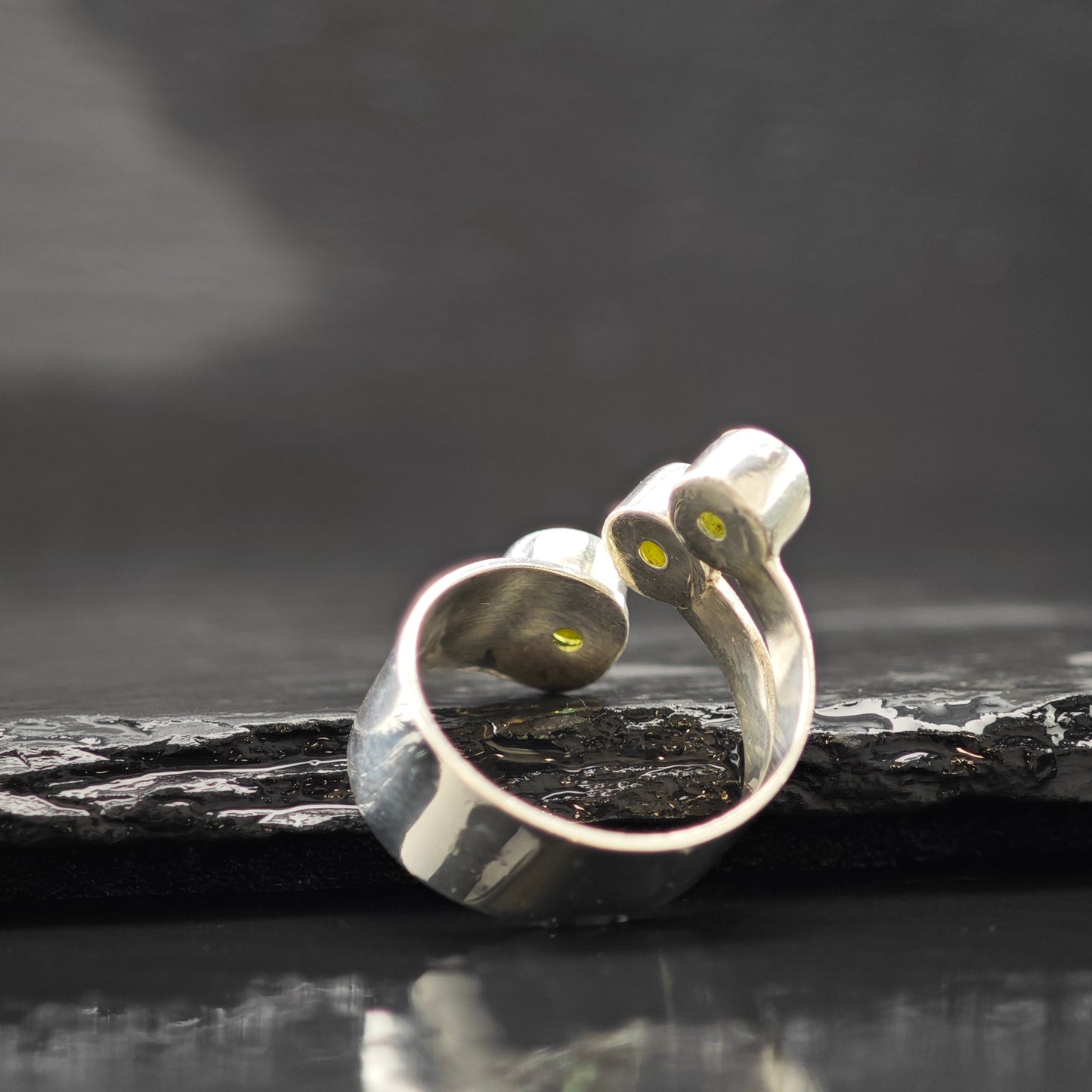 Three Peridot Wrap Ring Sterling Silver Sz 7 R6316