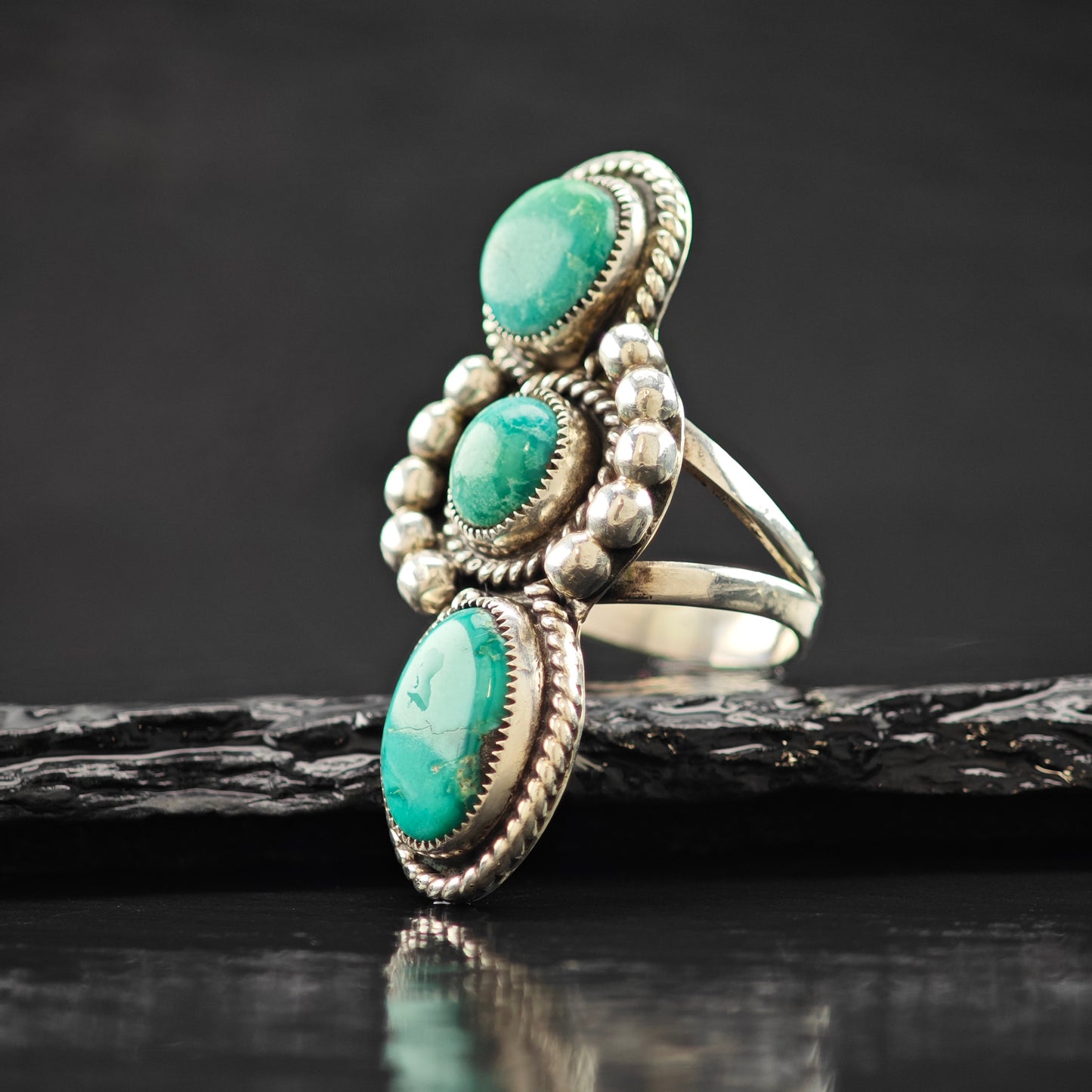 Three Stone Turquoise Native Ring Sterling Silver Sz 8 1/2 R6322