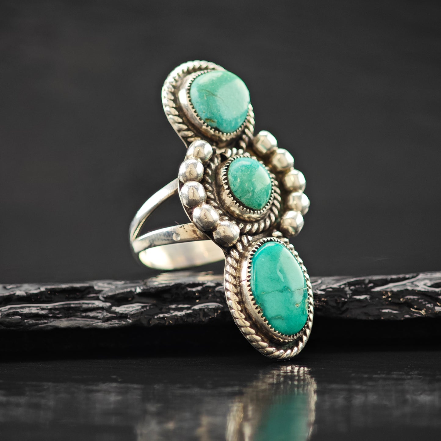 Three Stone Turquoise Native Ring Sterling Silver Sz 8 1/2 R6322
