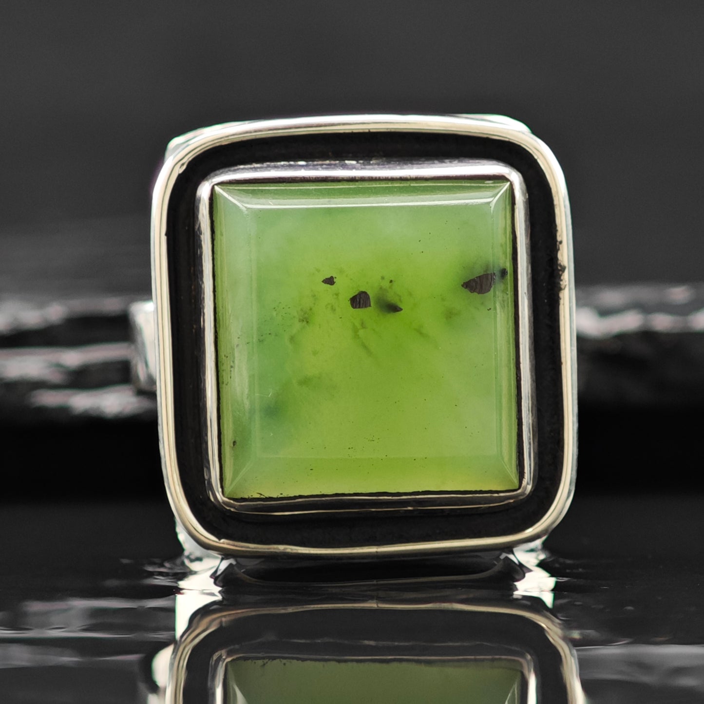 Nephrite Jade Ring Sterling Silver Sz 7 1/2 R6289