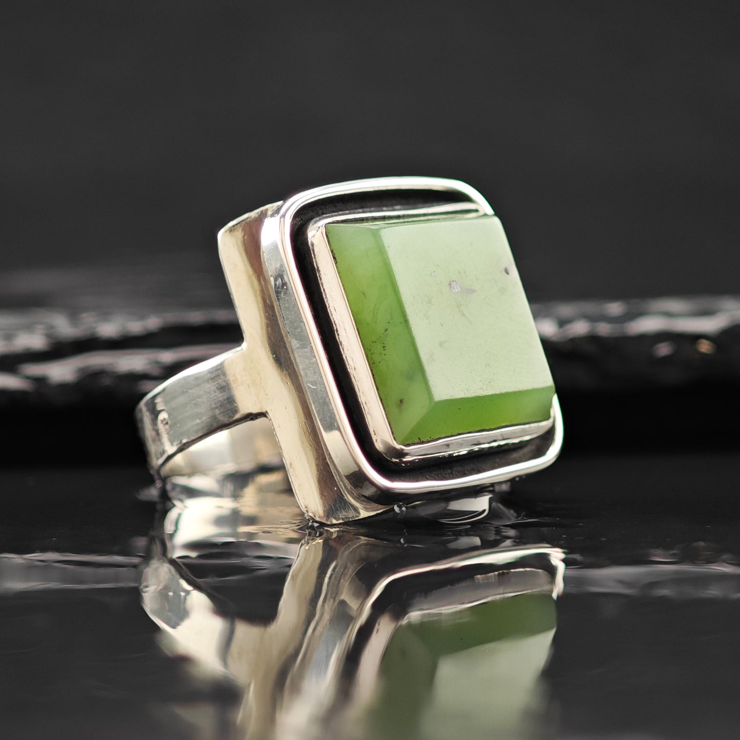 Nephrite Jade Ring Sterling Silver Sz 7 1/2 R6289