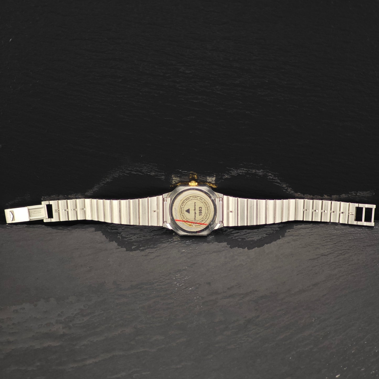 Vintage Longines 24mm Octagonal 18k Gold Frame Quartz Watch MISC0365