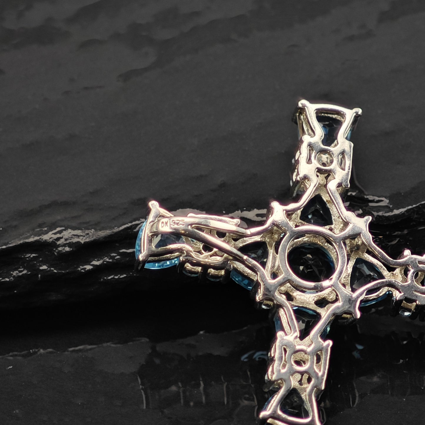 DK Topaz Cross Pendant Sterling Silver P2853