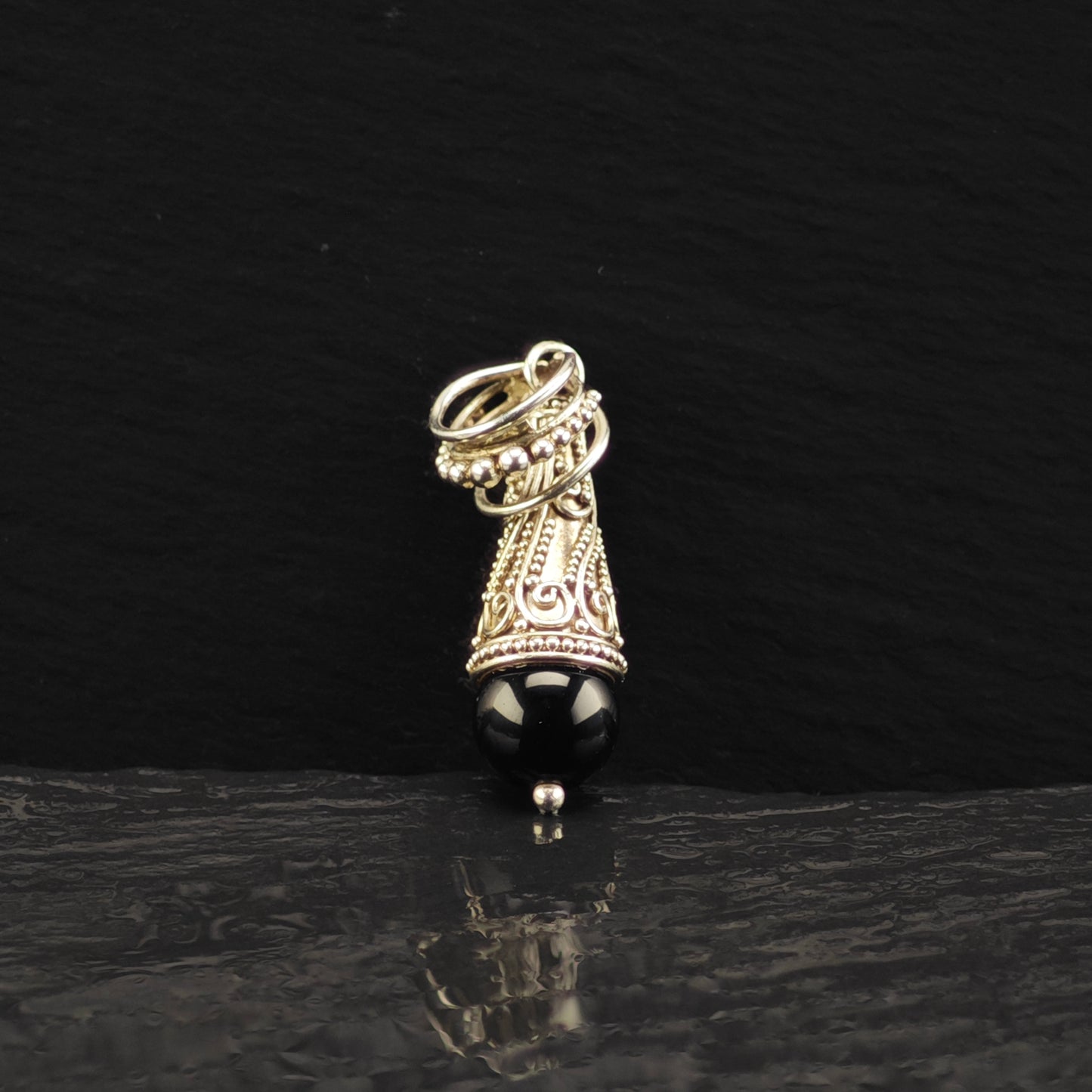 Bali Onyx Cone Pendant Sterling Silver P2854