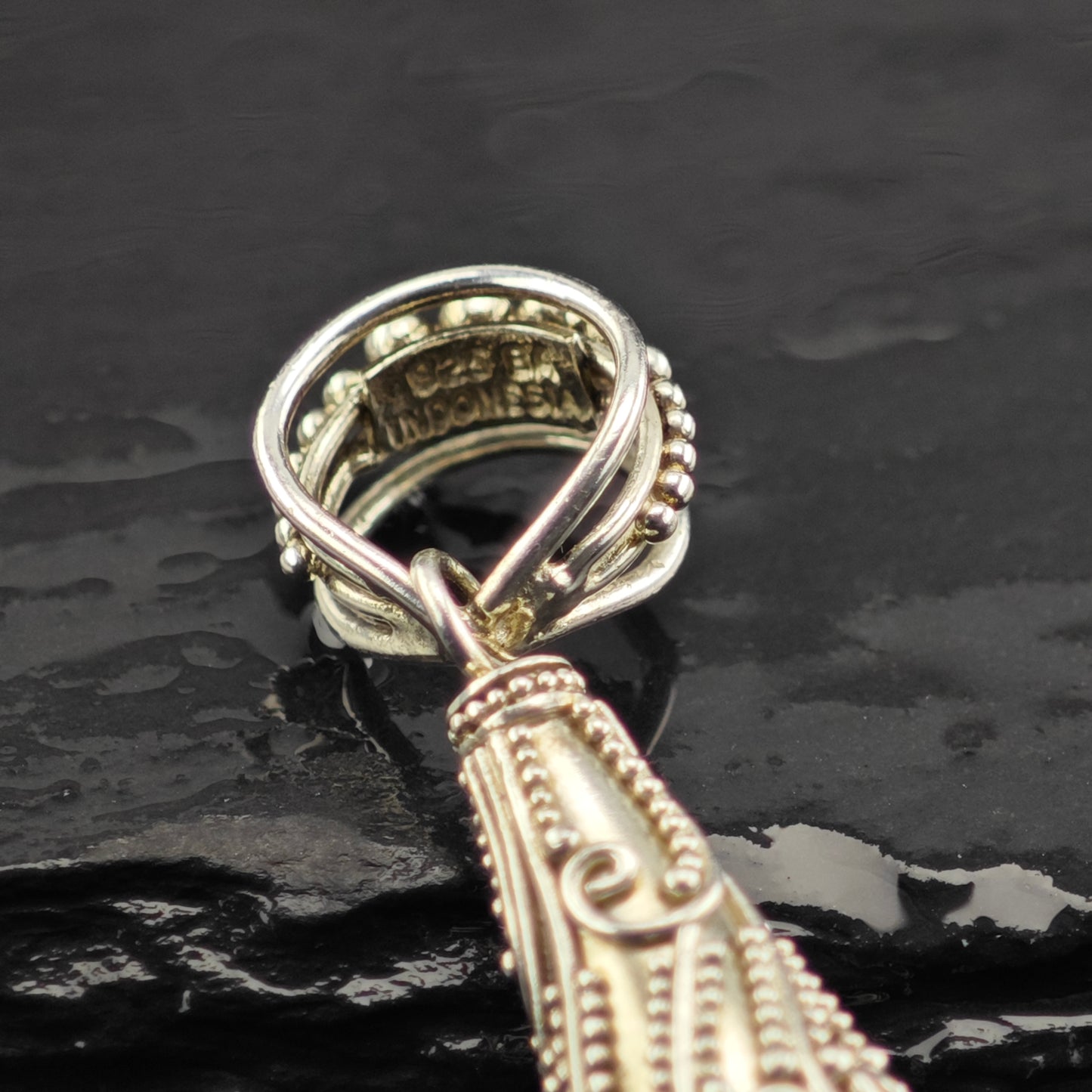 Bali Onyx Cone Pendant Sterling Silver P2854