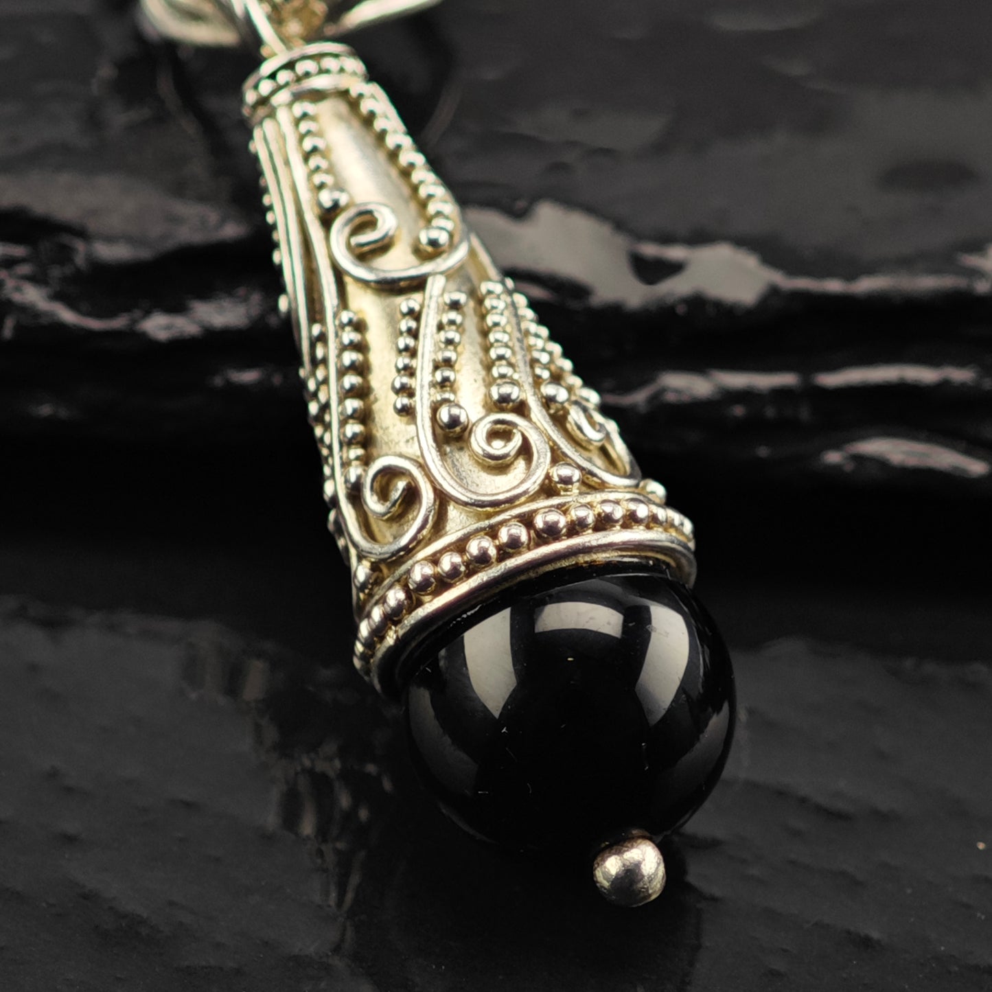 Bali Onyx Cone Pendant Sterling Silver P2854