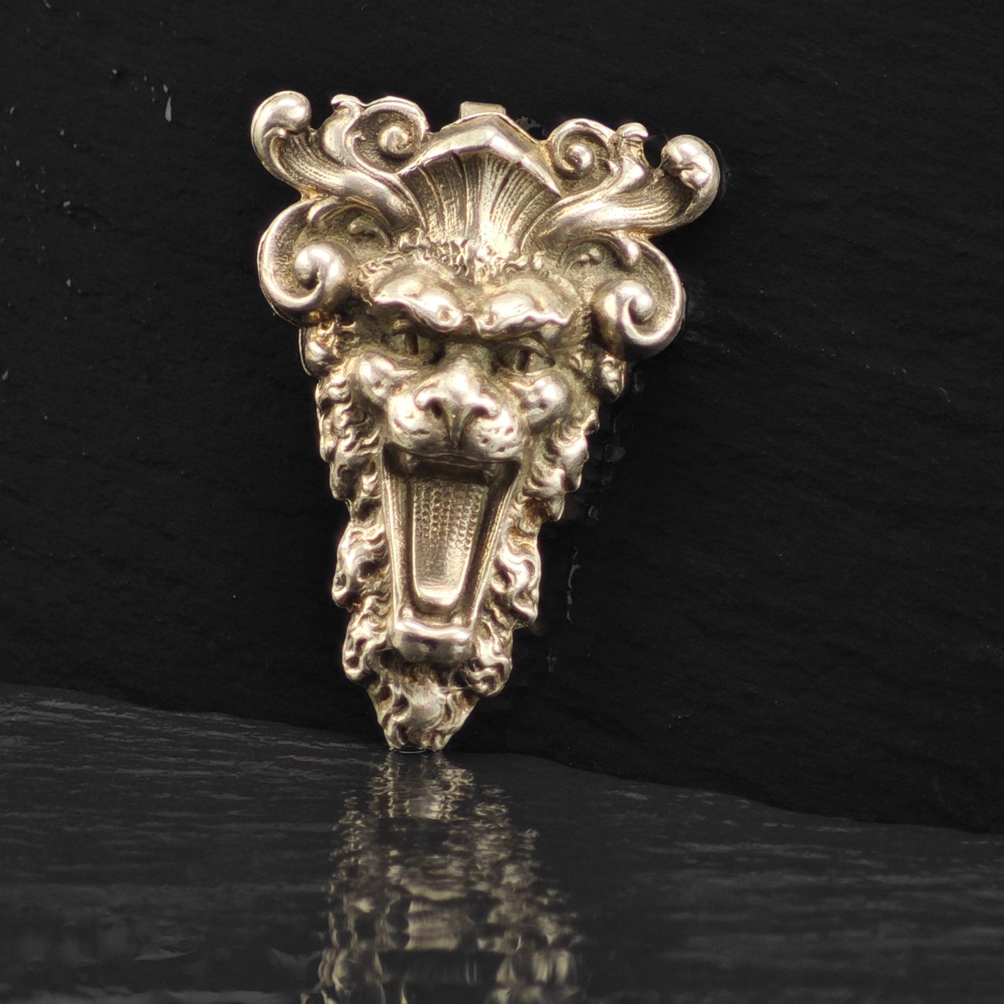 Art Novaue Revival Lion Pendant Sterling Silver P2861