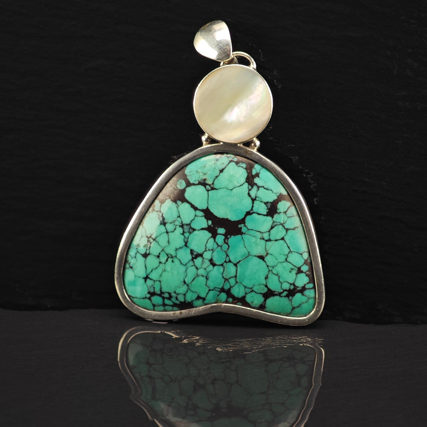 Lg Sw Spiderweb Turquoise, MOP Naja Pendant Sterling Silver P2872