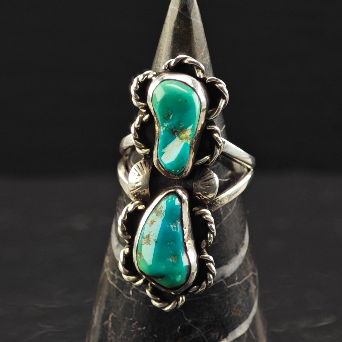 Turquoise, Floral Ring Sterling Silver Sz 9 R6329