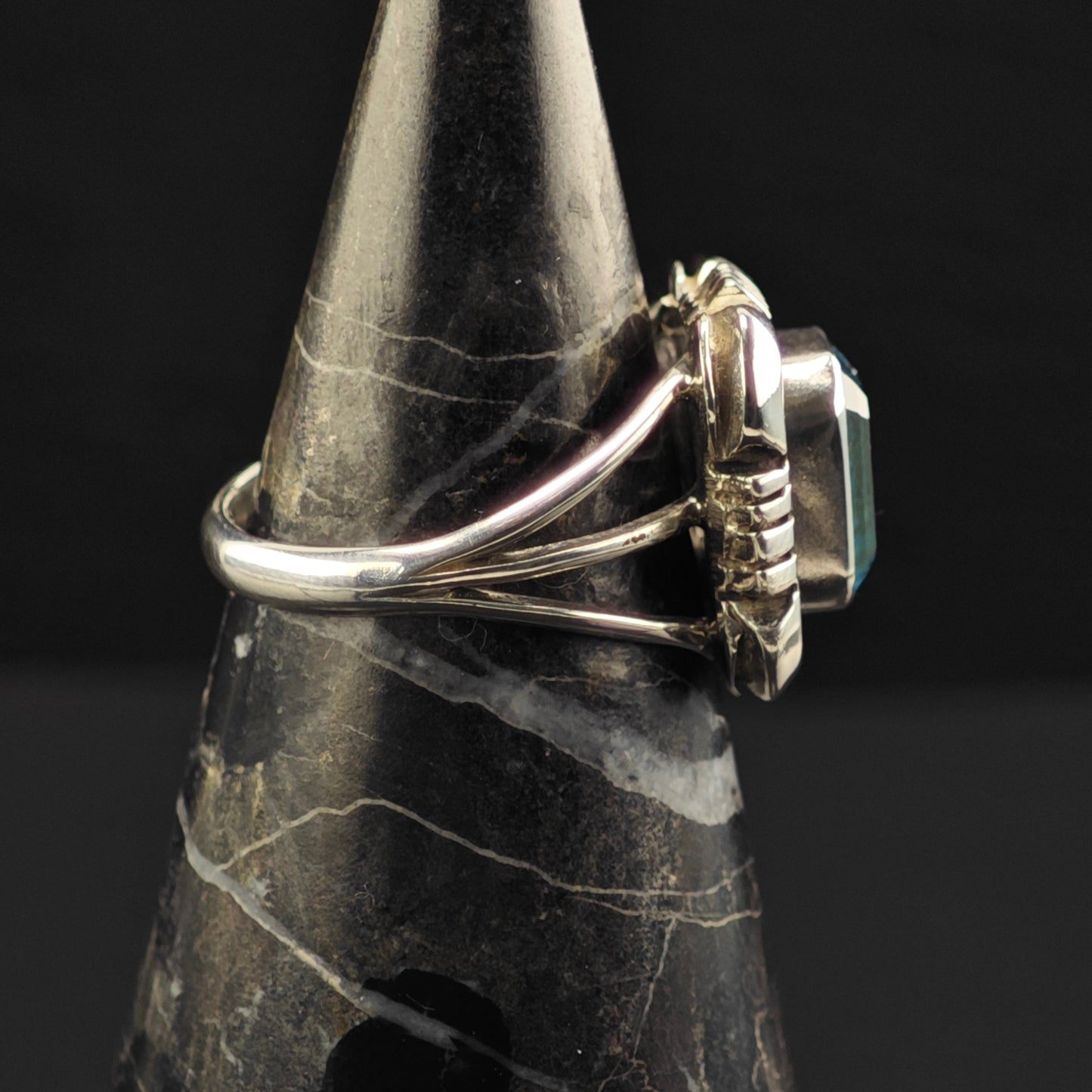 Native American Topaz Sterling Silver Ring Sz 9 R6355