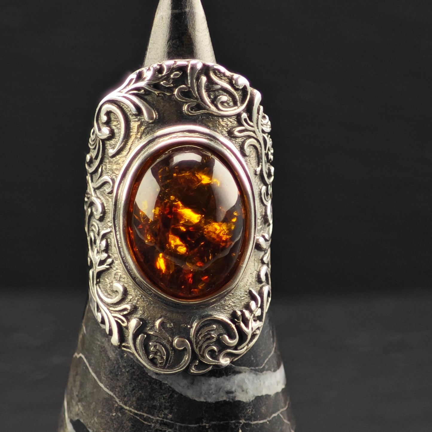 Israel PZ Amber, Filigree Ring Sterling Silver Sz 7 R6364