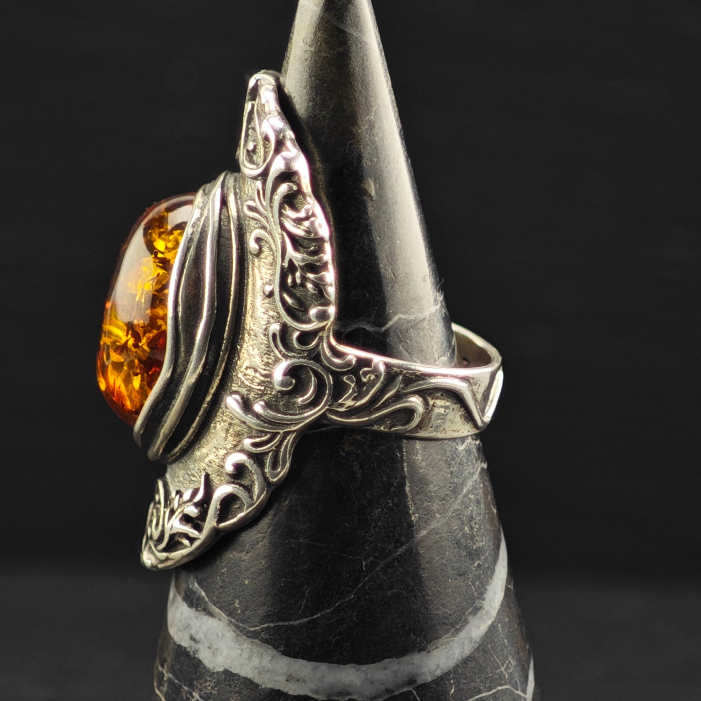 Israel PZ Amber, Filigree Ring Sterling Silver Sz 7 R6364