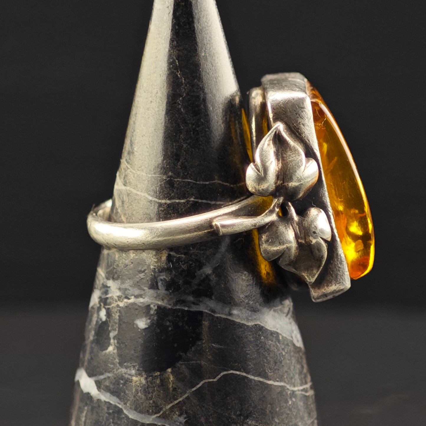 Art Nouveau Style Amber Ring Sterling Silver Sz 6 1/2 R6389