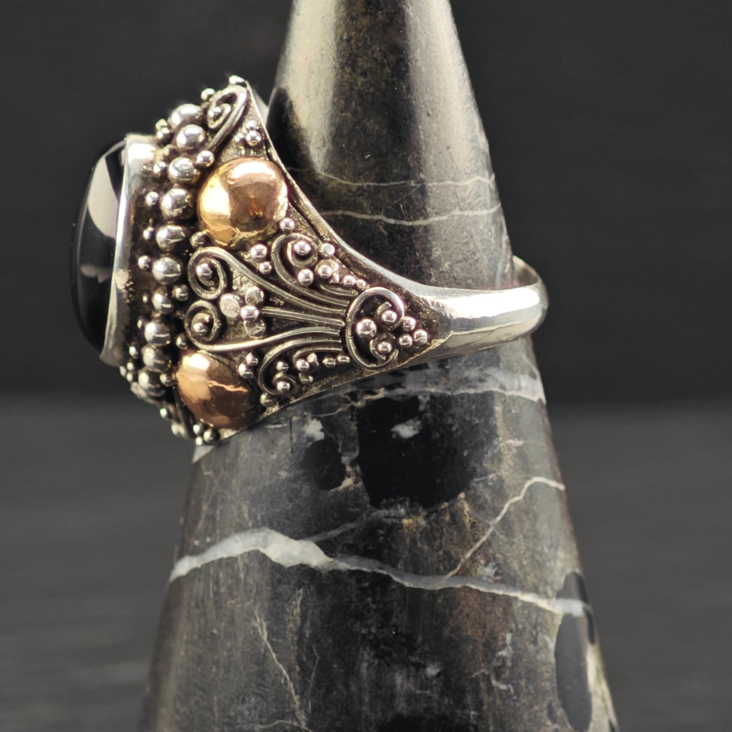 AS IS Oval Onyx, Gold Tone Ring Sterling Silver Sz 8 1/2 R6392