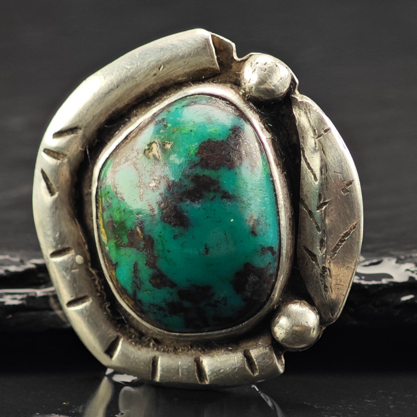 Sw Turquoise Leaf Stamped Ring Sterling Silver Sz 8 1/2 R6403