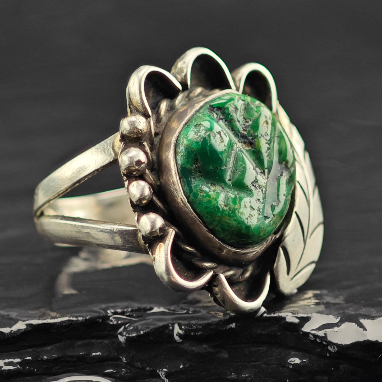 Native American Carved Green Turquoise Ring Sterling Silver 6 1/2 R6413