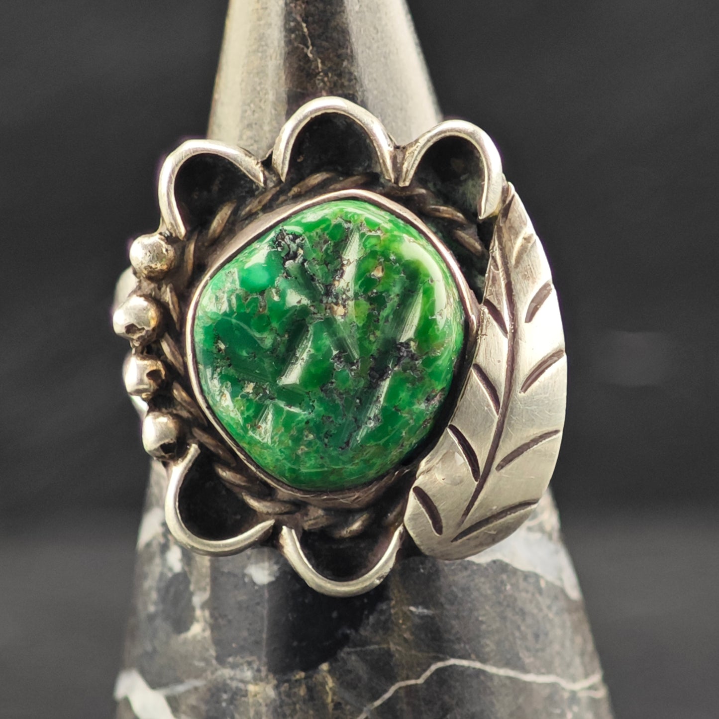 Native American Carved Green Turquoise Ring Sterling Silver 6 1/2 R6413