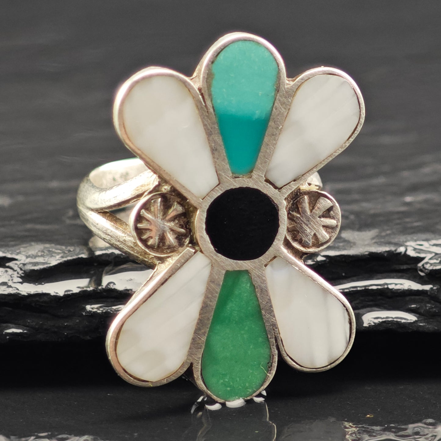 Zuni Turquoise Floral Inlay Ring Sterling Silver Sz 6 R6430