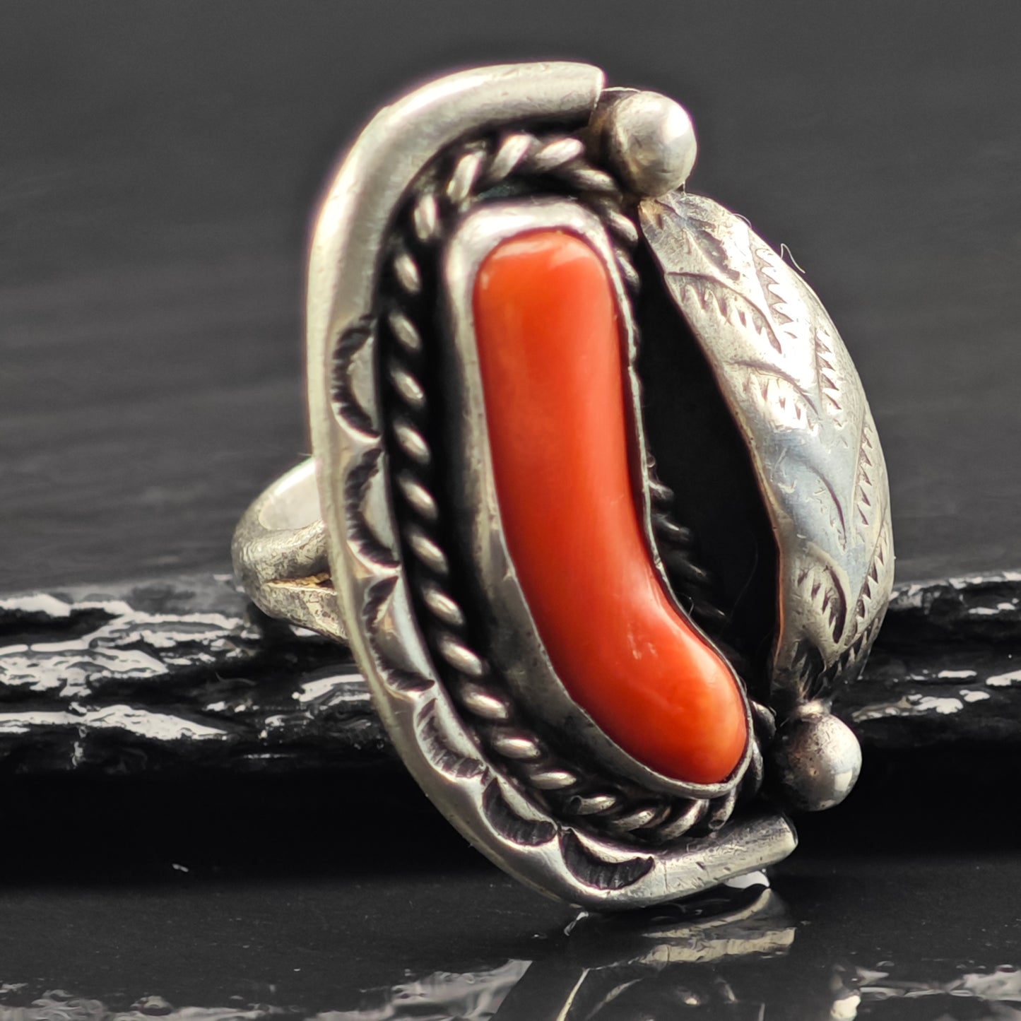 Native American Coral Ring Sterling Silver Sz 5 1/2 R6434