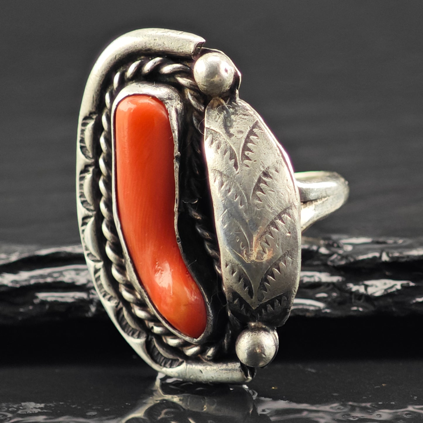 Native American Coral Ring Sterling Silver Sz 5 1/2 R6434
