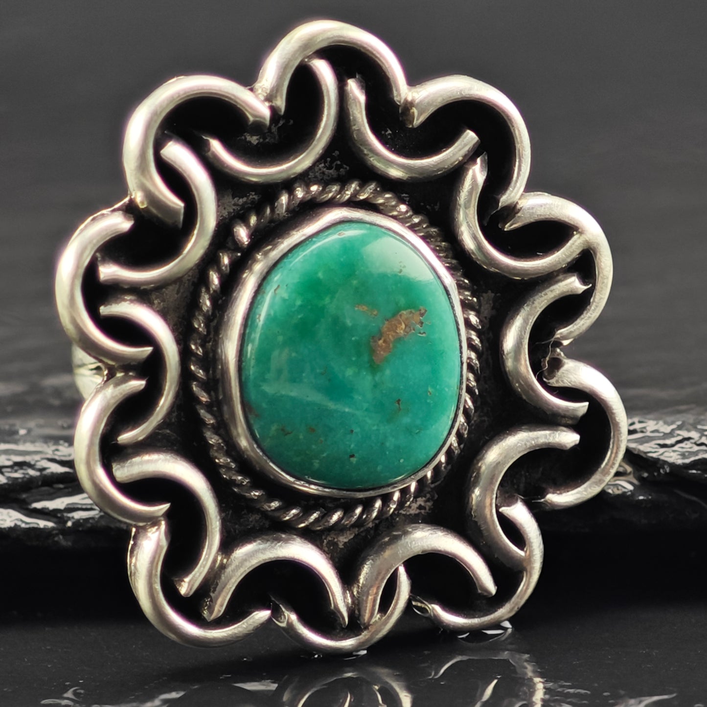 Large Native American Turquoise Ring Sterling Silver Sz 8 1/2 R6435