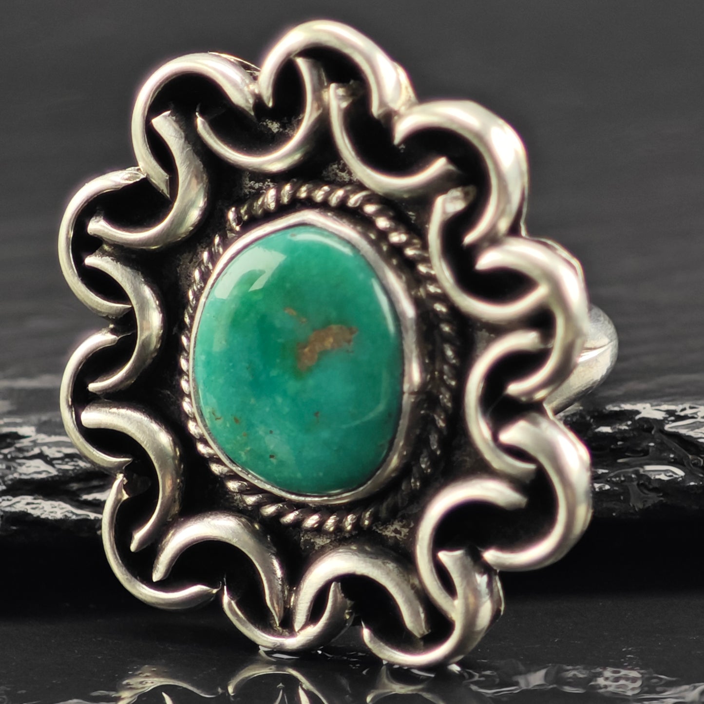 Large Native American Turquoise Ring Sterling Silver Sz 8 1/2 R6435