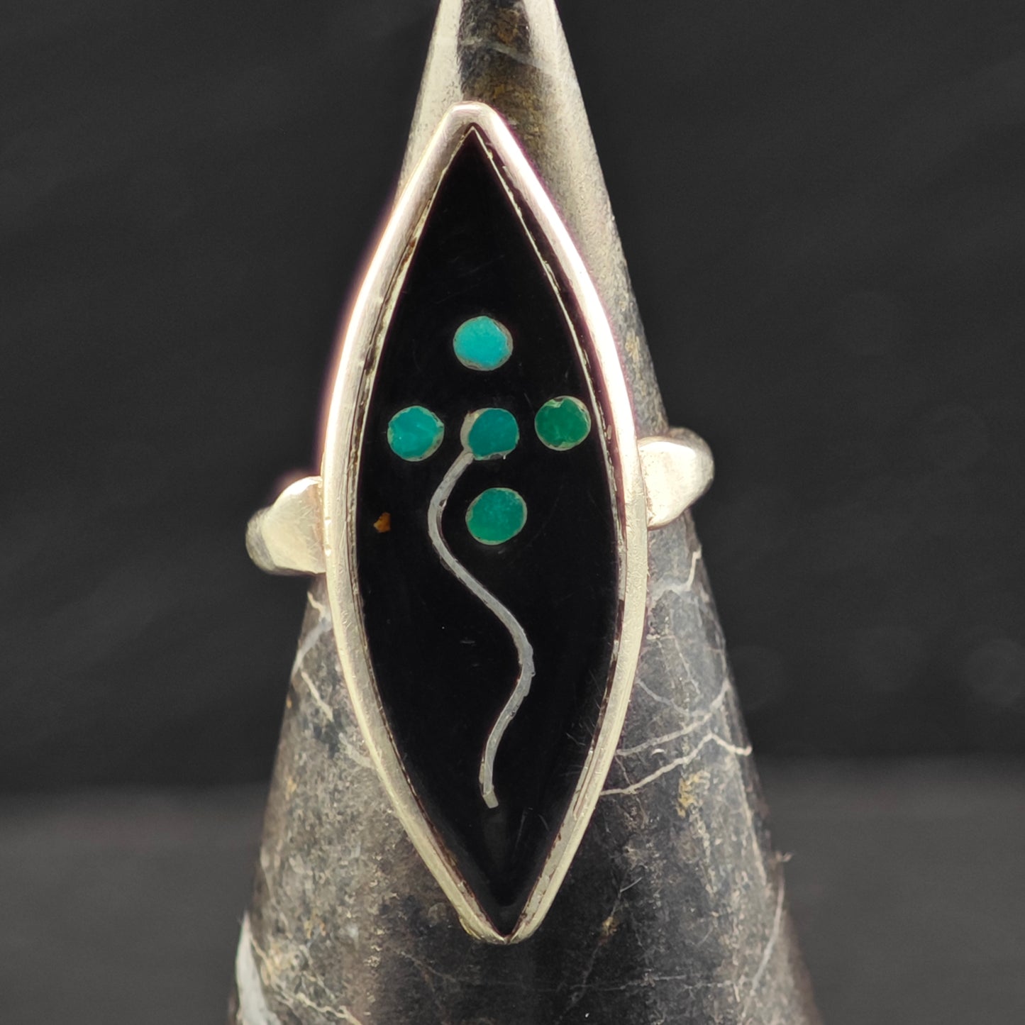 Zuni Turquoise Flower Jet Inlay Ring Sterling Silver Sz 3 R6443