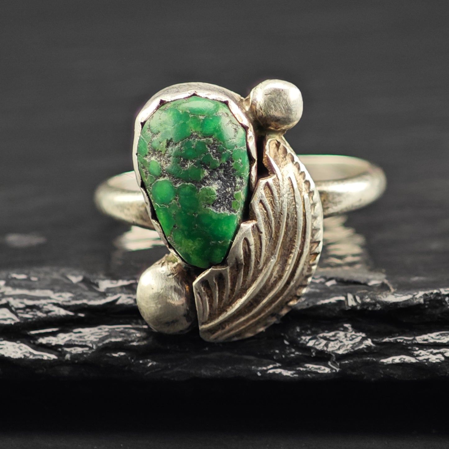 Simplicio, Zuni Green Turquoise Leaf Ring Sterling Silver Sz 7 1/2 R6450