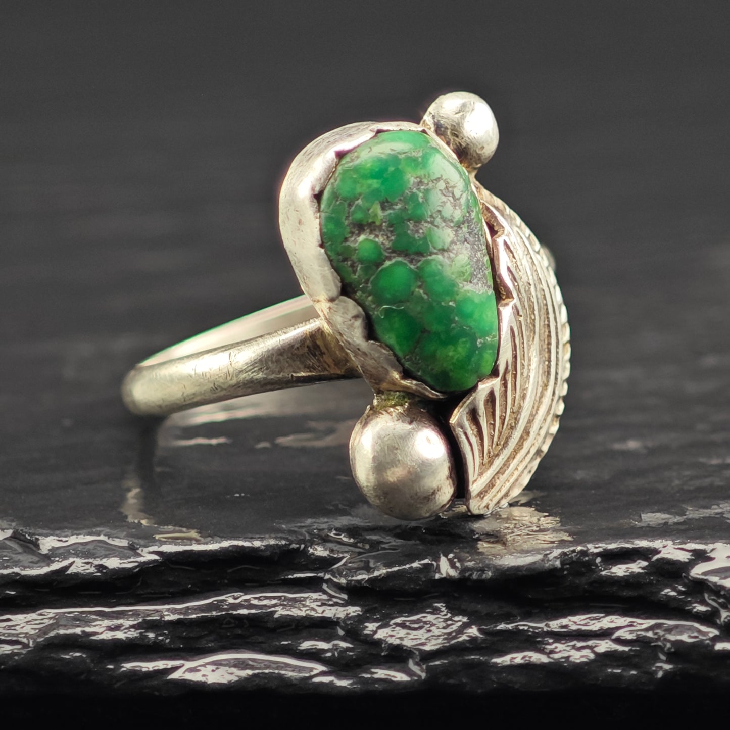Simplicio, Zuni Green Turquoise Leaf Ring Sterling Silver Sz 7 1/2 R6450