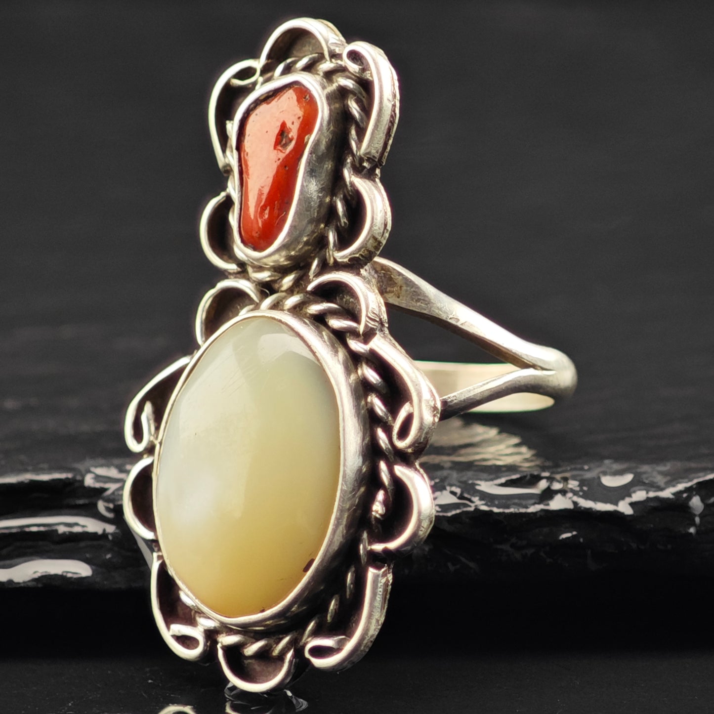 Sw Mother of Pearl Coral Shadowbox Ring Sterling Silver Sz 7 R6463