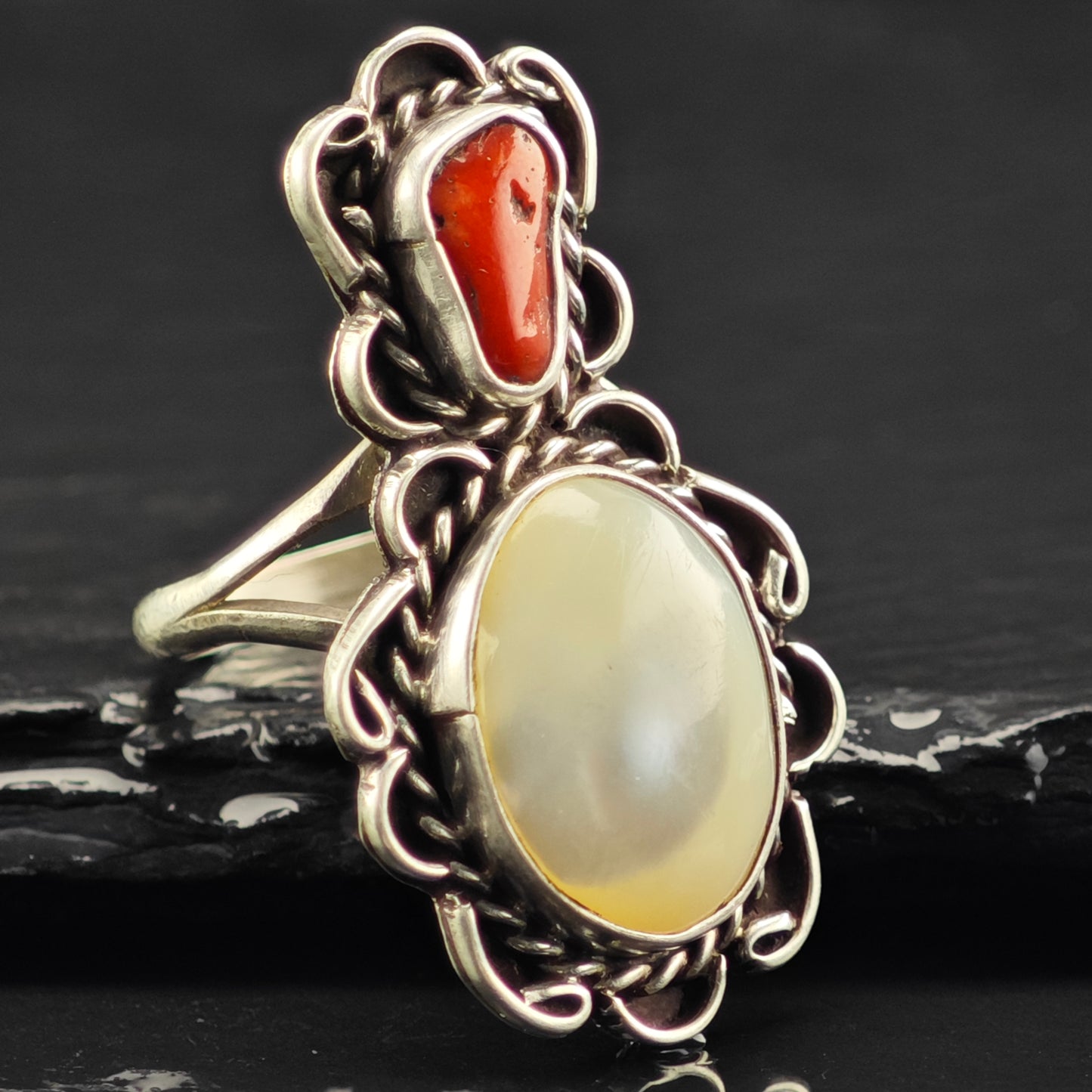 Sw Mother of Pearl Coral Shadowbox Ring Sterling Silver Sz 7 R6463