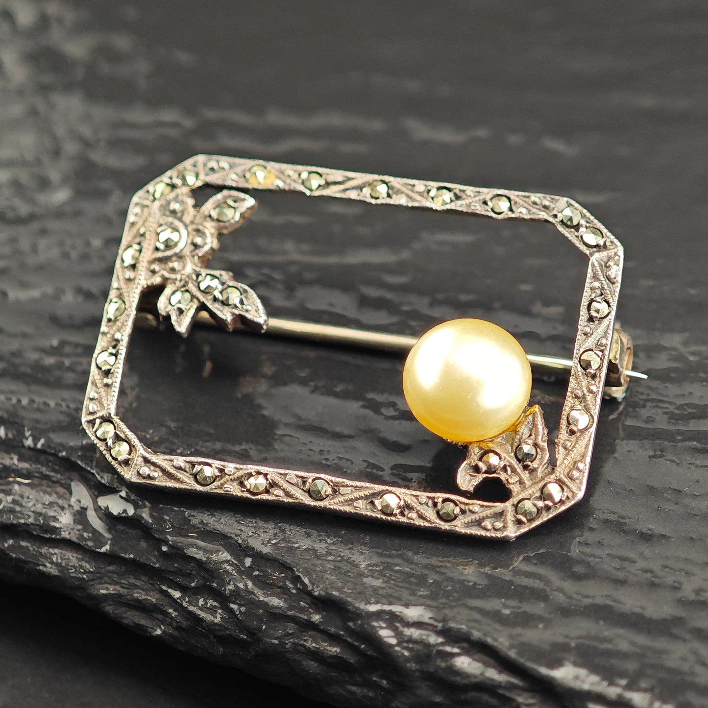 Art Deco Champagne Pearl Sterling Silver Brooch B2223