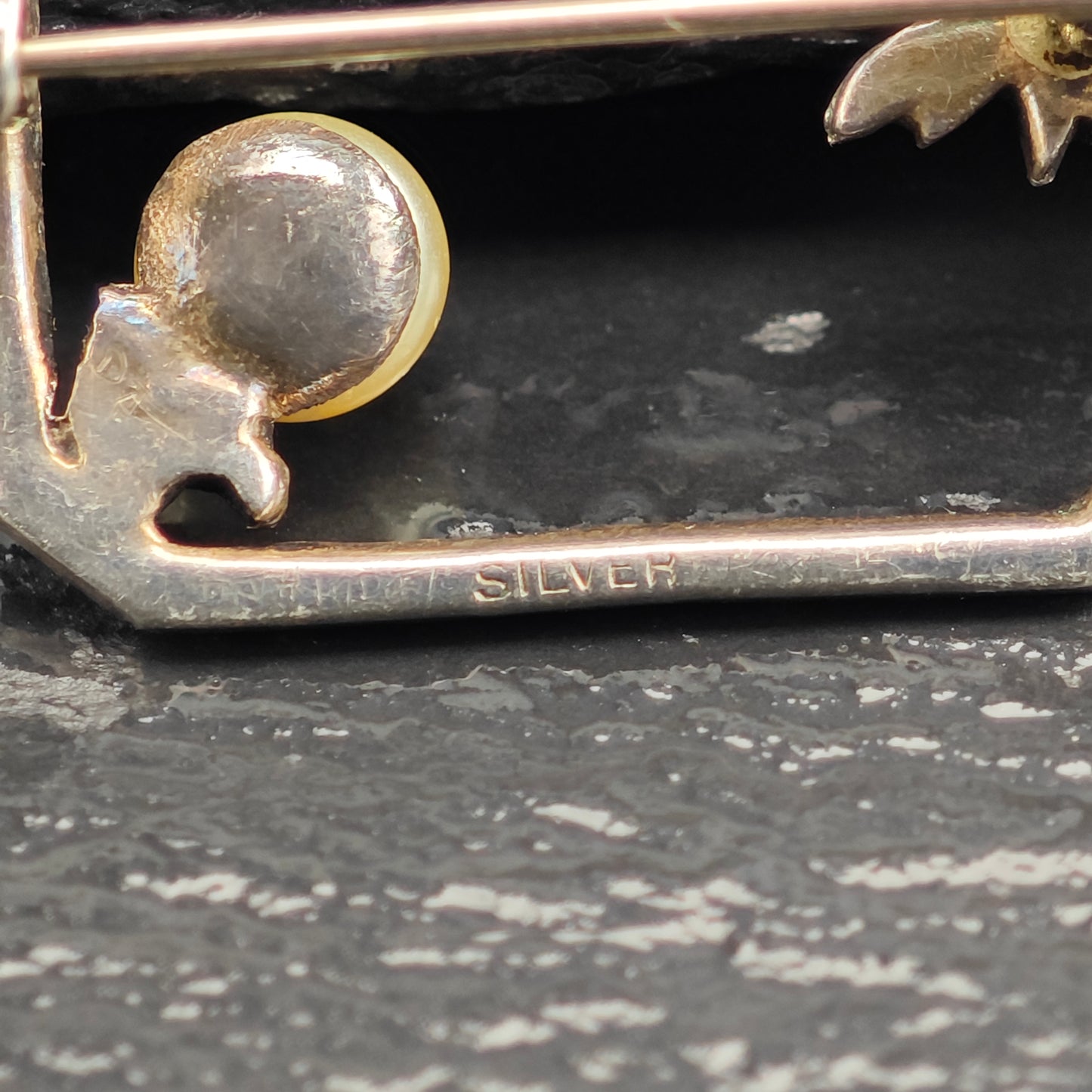 Art Deco Champagne Pearl Sterling Silver Brooch B2223