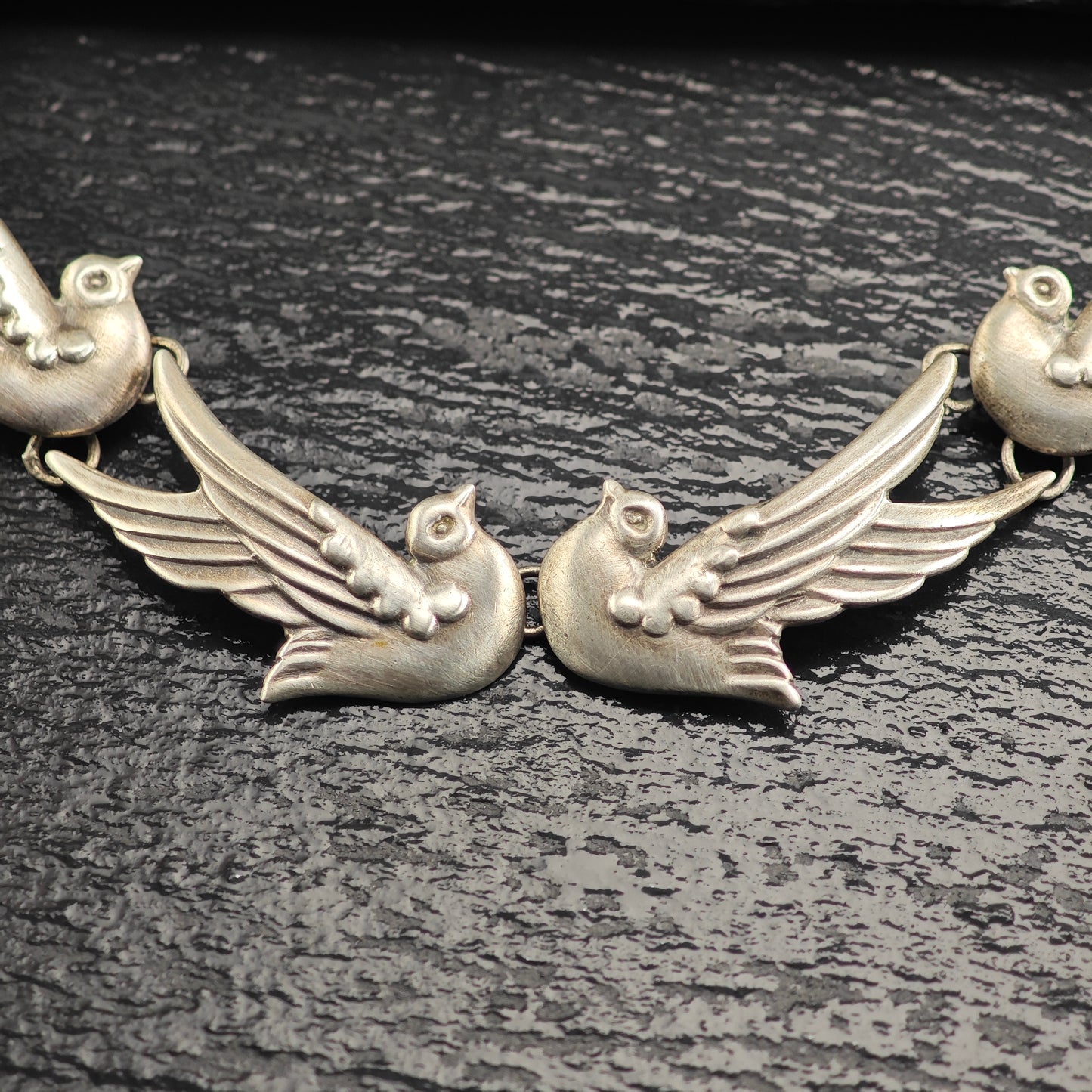 Los Castillos, Taxco Sterling Silver Doves 552, Collar Necklace N2706