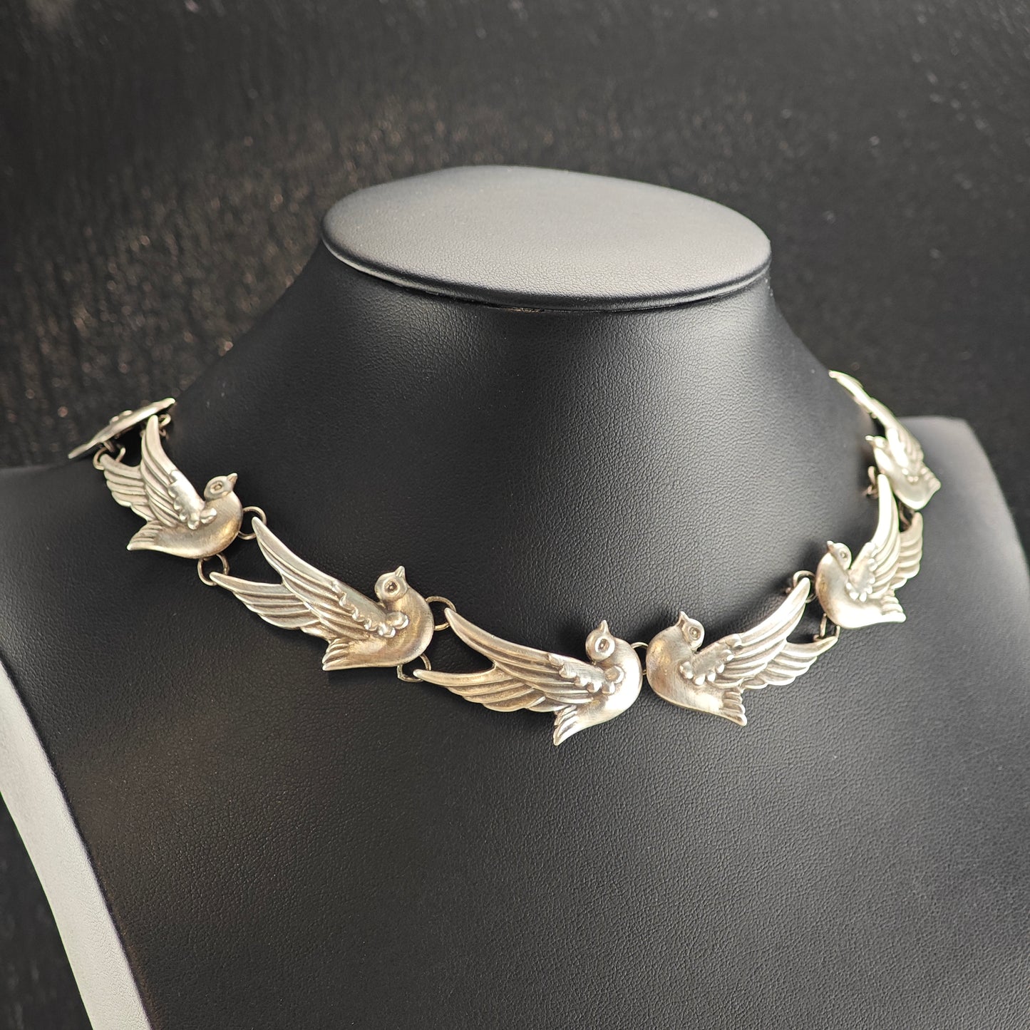 Los Castillos, Taxco Sterling Silver Doves 552, Collar Necklace N2706