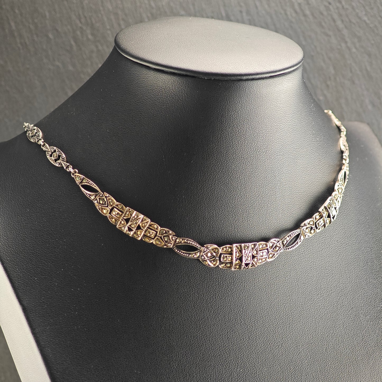 Art Deco, Sterling Silver Marcasite Collar Necklace N2701